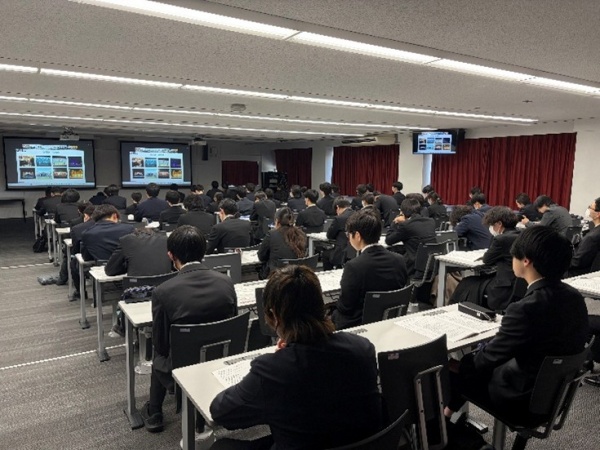 全国舞台テレビ照明事業協同組合　合同企業説明会の様子