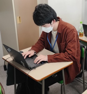 プログラミング競技会「ハッカソン」