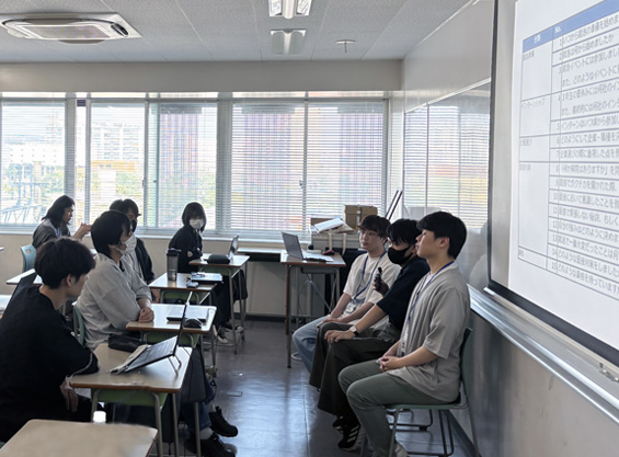 Ｑ＆Ａコーナーの様子