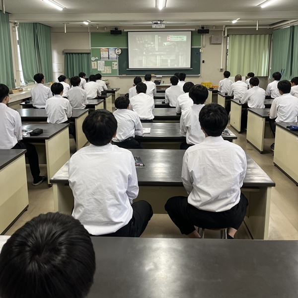  キャリアアップ講座を受けている様子
