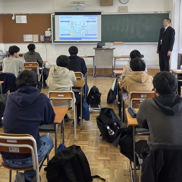 キャリアアップ講座を受けている様子