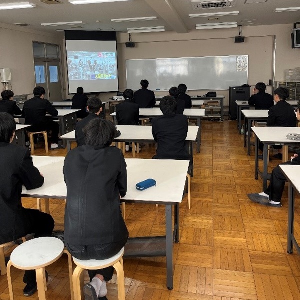 キャリアアップ講座を受けている様子