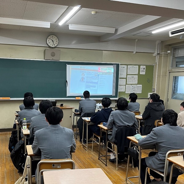 キャリアアップ講座を受けている様子