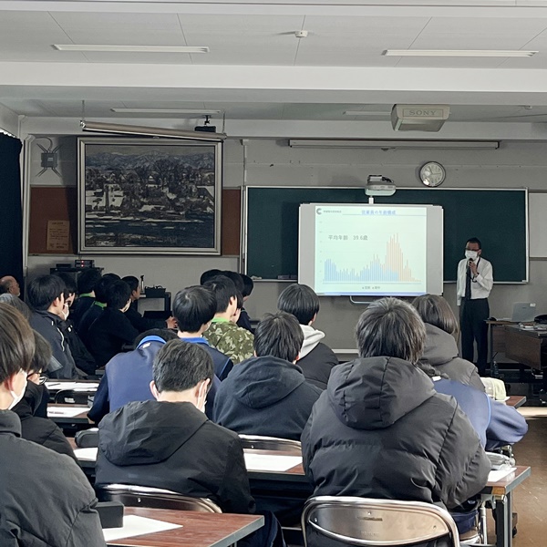 キャリアアップ講座を受けている様子