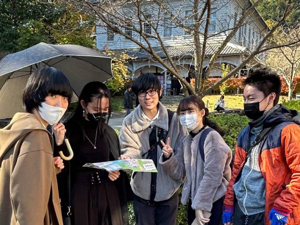 明治村での学生の様子