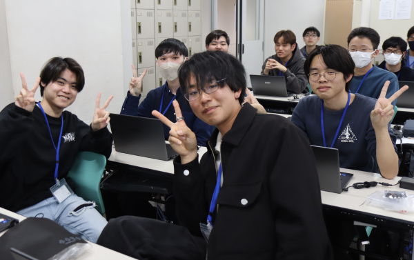 PCをもらった学生3
