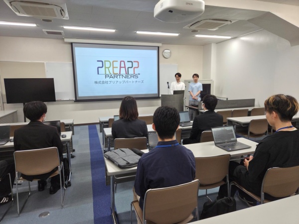 会場全体の様子