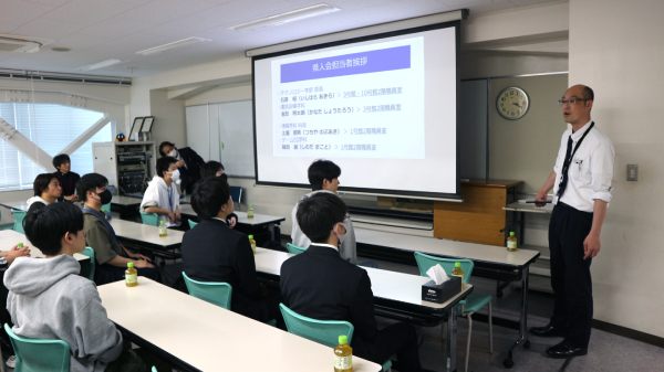 長野県人会・教員紹介の様子